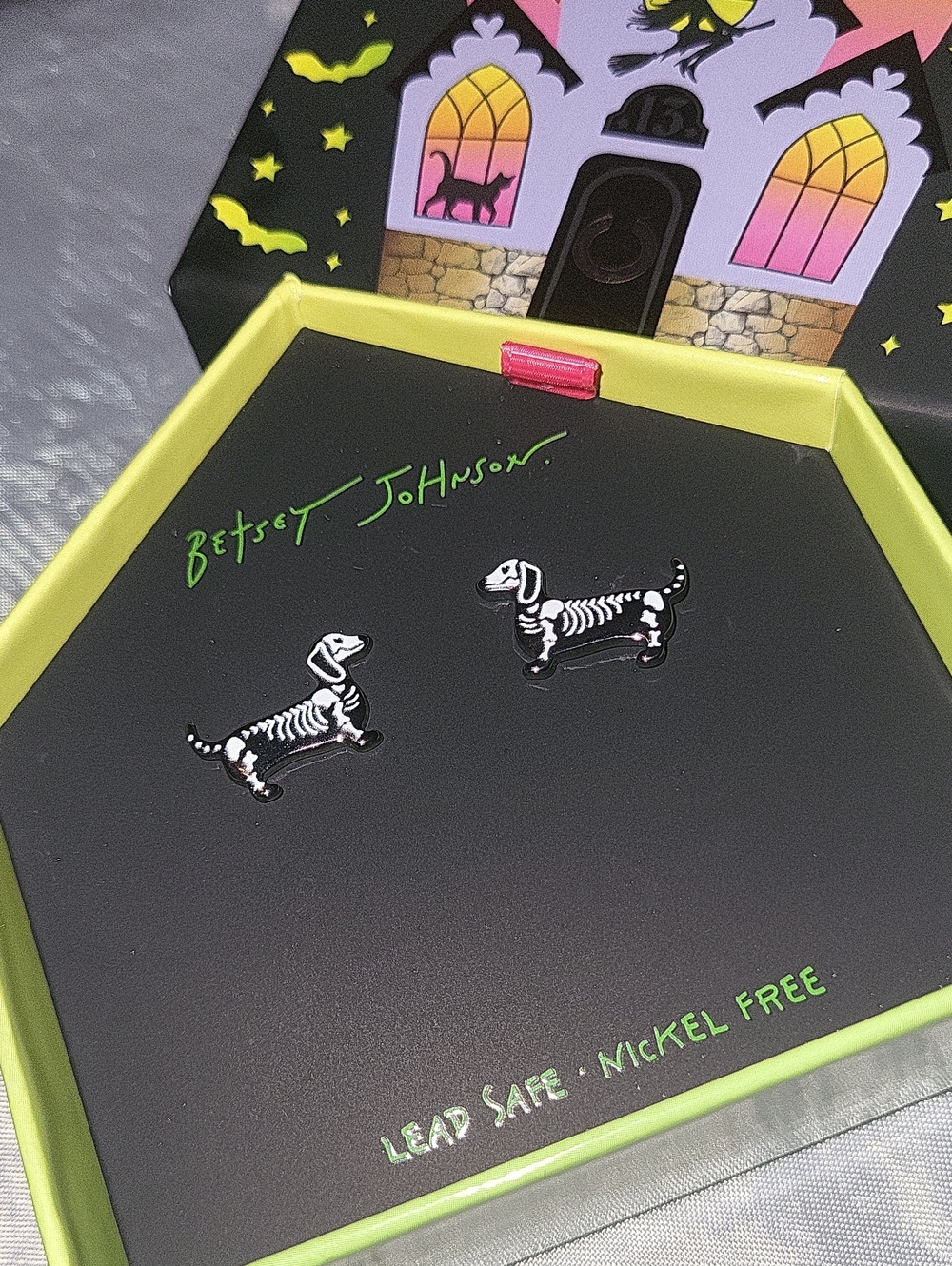 Betsey Johnson Skeleton Dachshund Stud Earrings Bnib TL